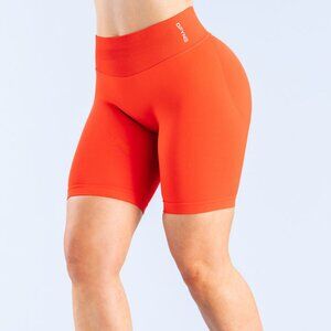 DFYNE Impact Shorts 6.5 inch NWOT Chilli Size Small